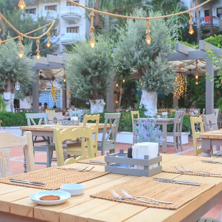 Flamingo Hotel&spa - Pet Friendly Hotel Ölüdeniz