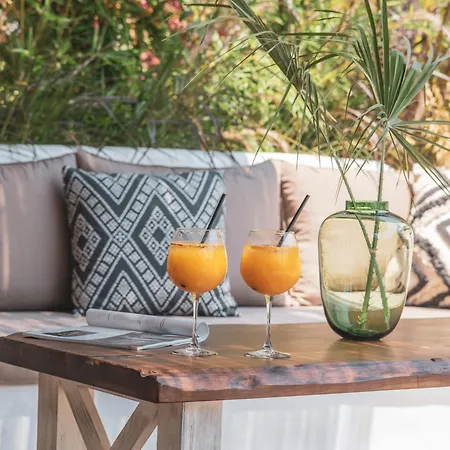 Flamingo & - Pet Friendly Hotel 3*